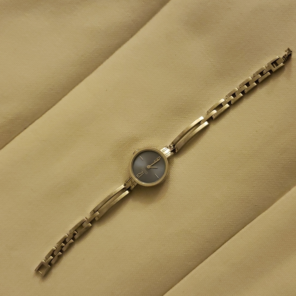 Coach Watch - Picture 4 of 4